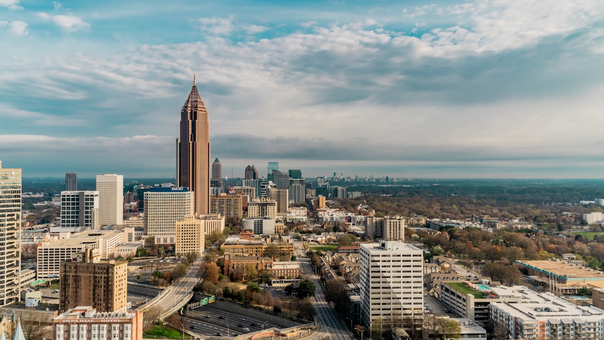 Atlanta skyline - Valentine's Day gifts and romantic experiences in Atlanta